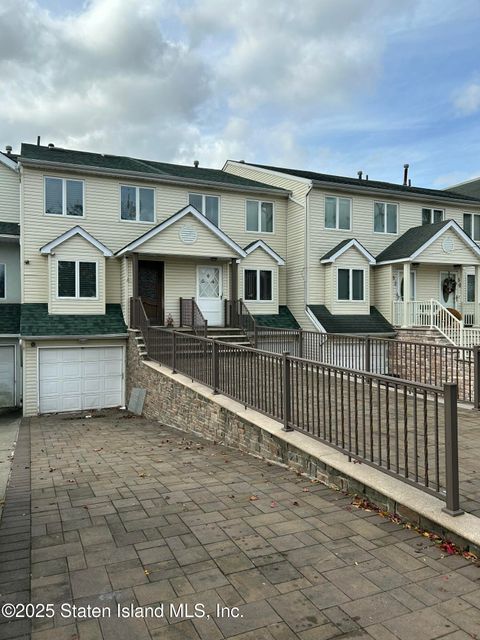 Photo of 56 Brook Avenue, Staten Island, NY 10306 (MLS # 2506345) Photo of 56 Brook Avenue, Staten Island, NY 10306 (MLS # 2506345)