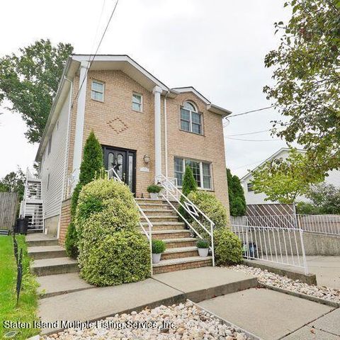 Photo of 40 Reading Avenue, Staten Island, NY 10312 (MLS # 1163880)