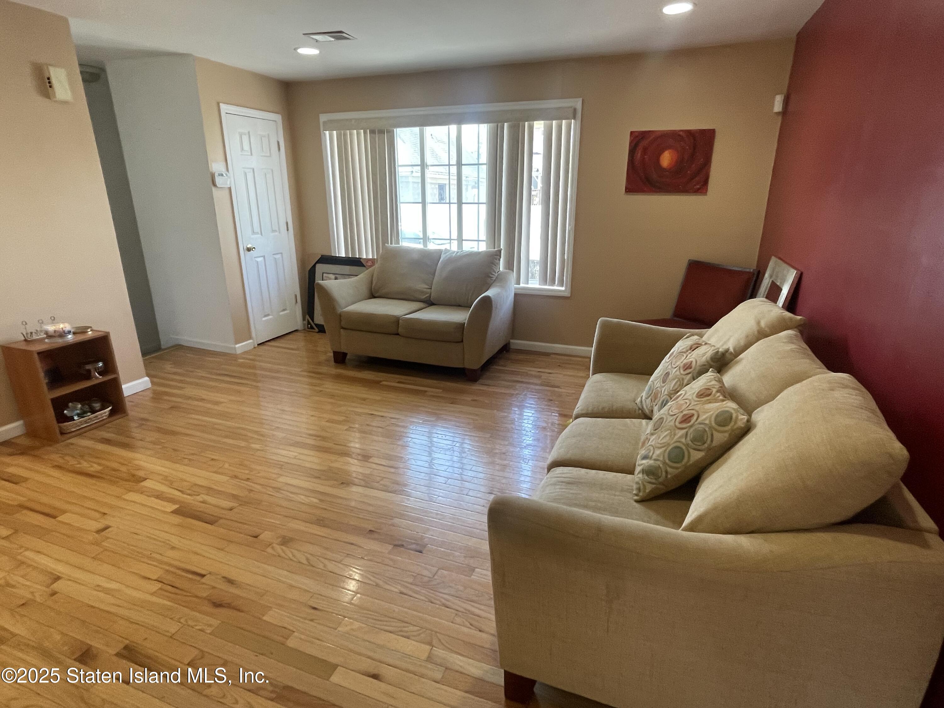 53 Mariners Lane, Staten Island, New York image 8