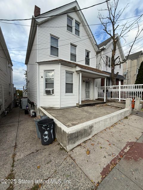 Photo of 179 Benziger Avenue, Staten Island, NY 10301 (MLS # 2506223)