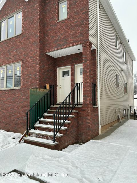 Photo of 465 Stewart Avenue, Staten Island, NY 10314 (MLS # 2507238)