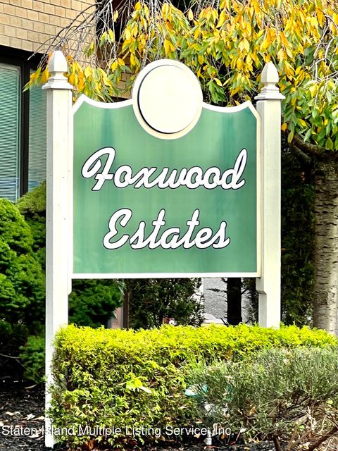 Photo of 17 Gregory Lane #116, Staten Island, NY 10314 (MLS # 1165278)