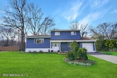 Photo of 29 Cedar Grove Place, Old Bridge, NJ 08857 (MLS # 2402851)