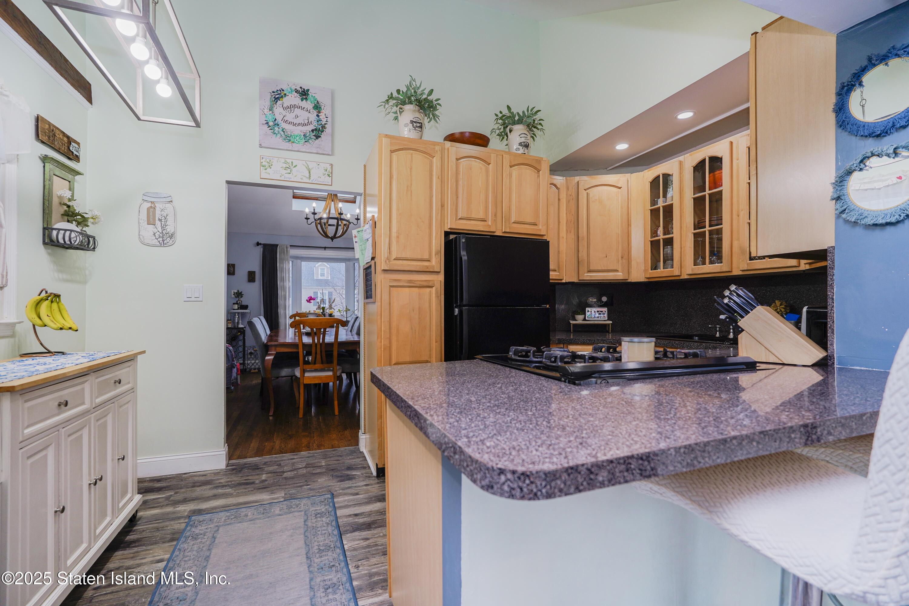 89 Daleham Street, Staten Island, New York image 8