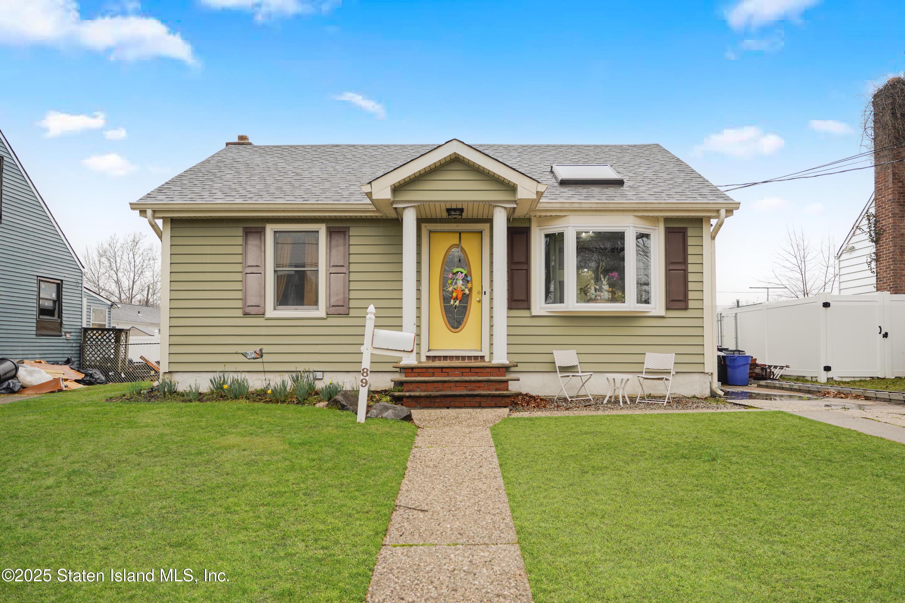89 Daleham Street, Staten Island, New York image 1