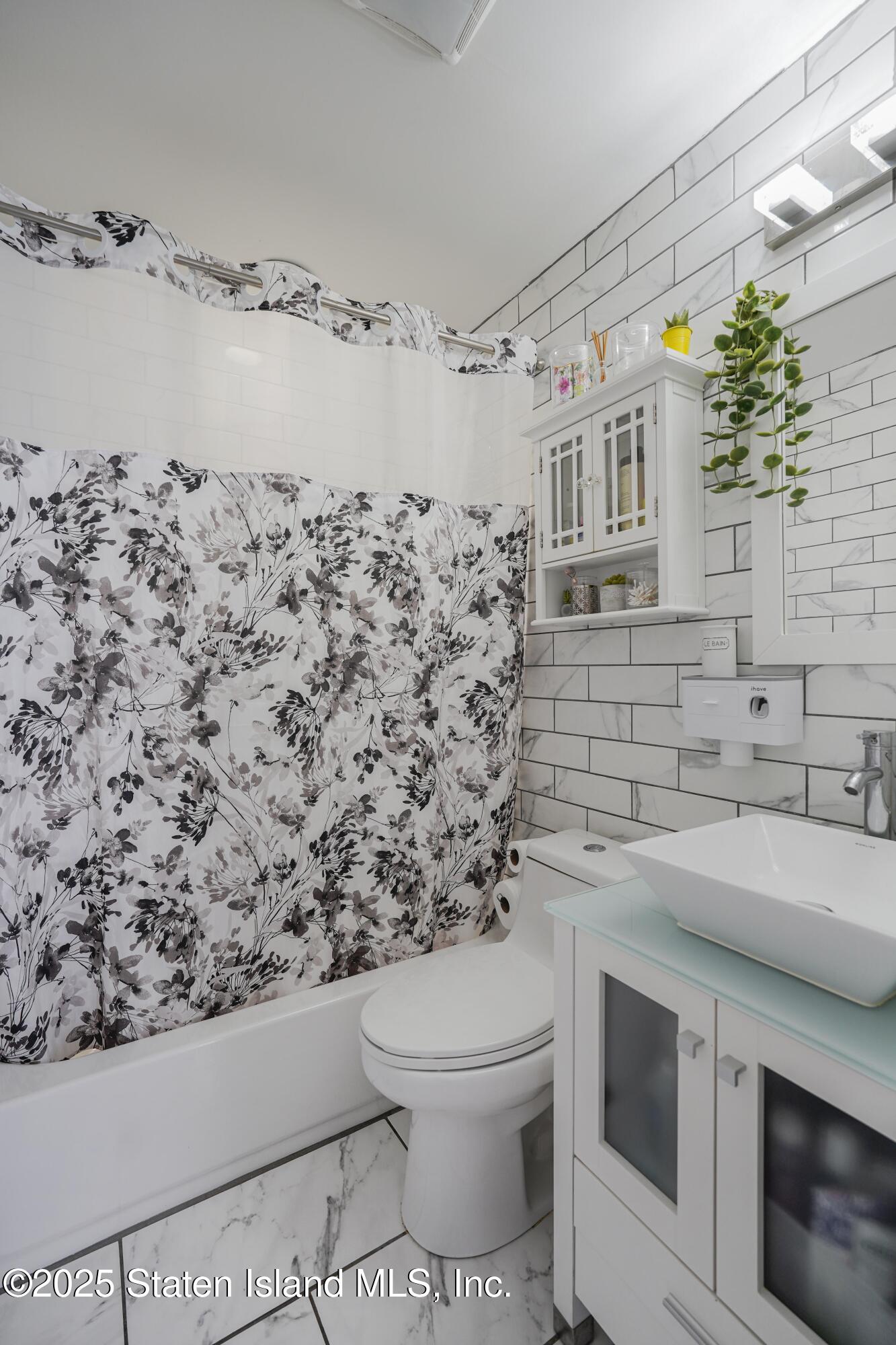 89 Daleham Street, Staten Island, New York image 20