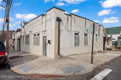 Photo of 85 Tompkins Street, Staten Island, NY 10304 (MLS # 2500972)