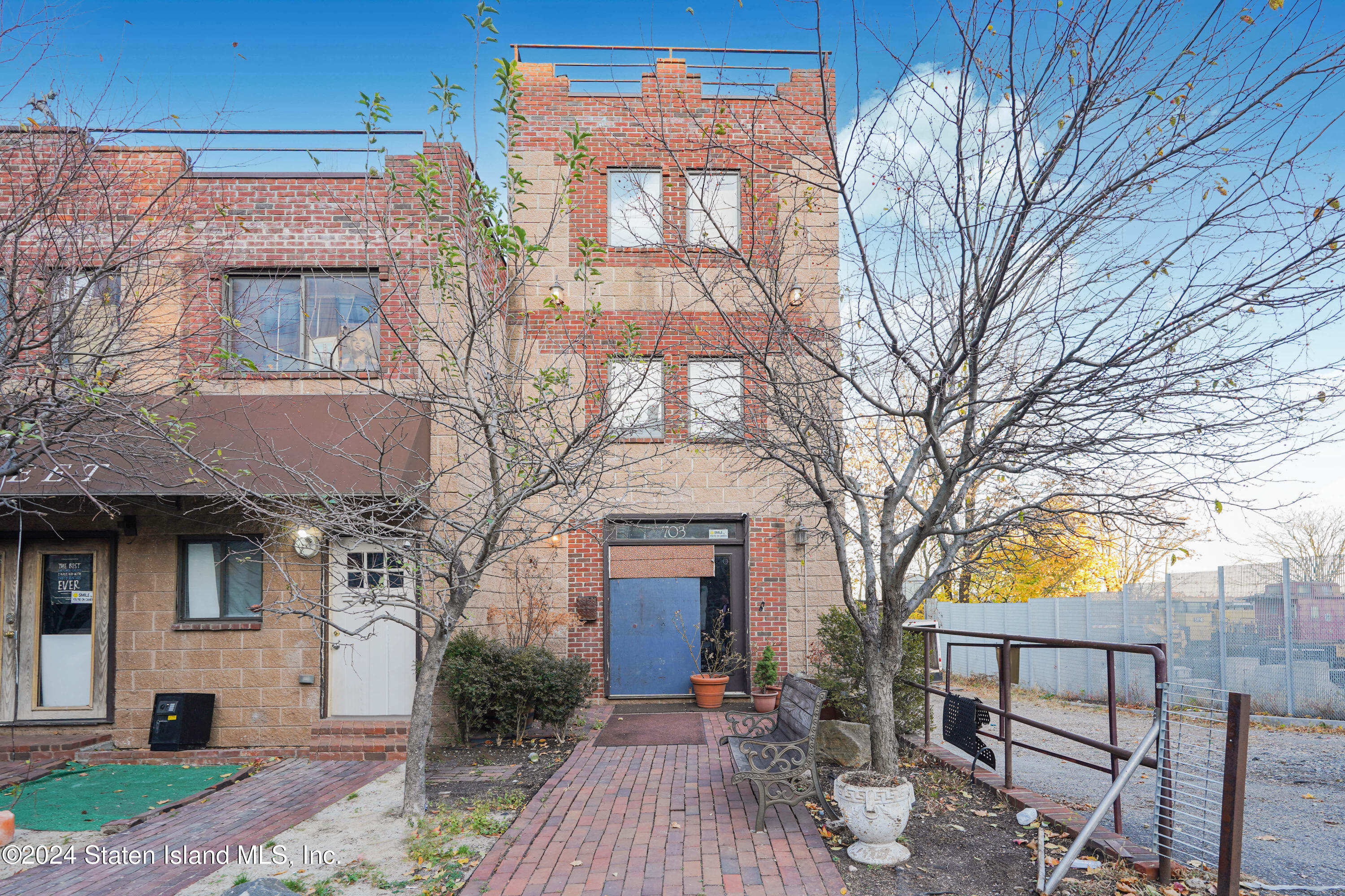 703 Bay Street, Staten Island, New York image 1