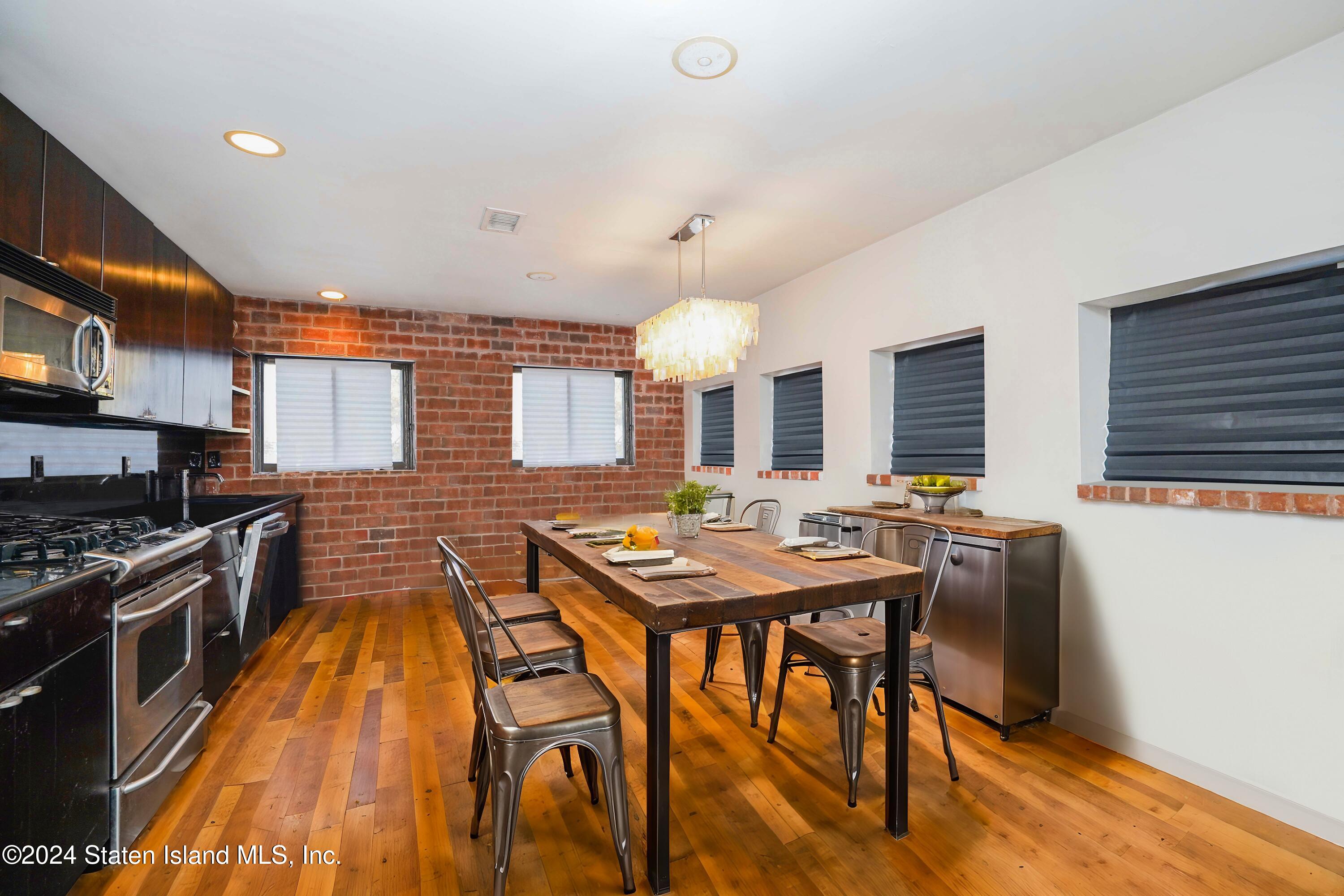 703 Bay Street, Staten Island, New York image 6