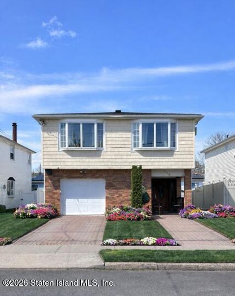 Photo of 269 Park Street, Staten Island, NY 10306 (MLS # 2601972)