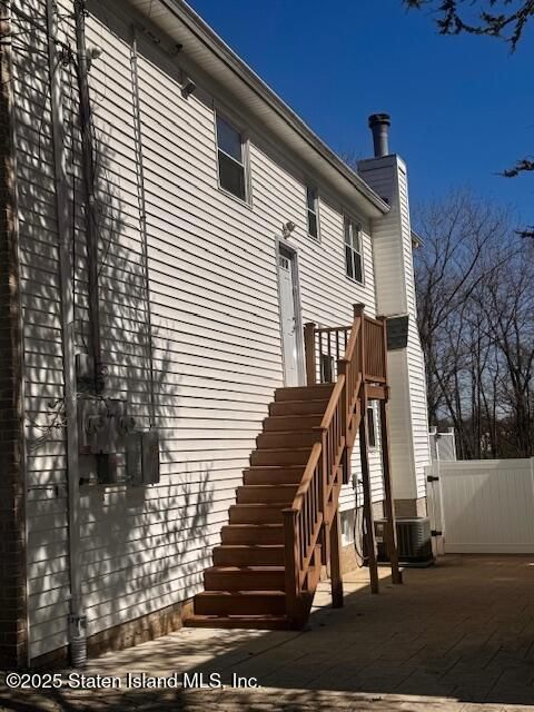 Photo of 155 Goff Avenue, Staten Island, NY 10309 (MLS # 2600143)
