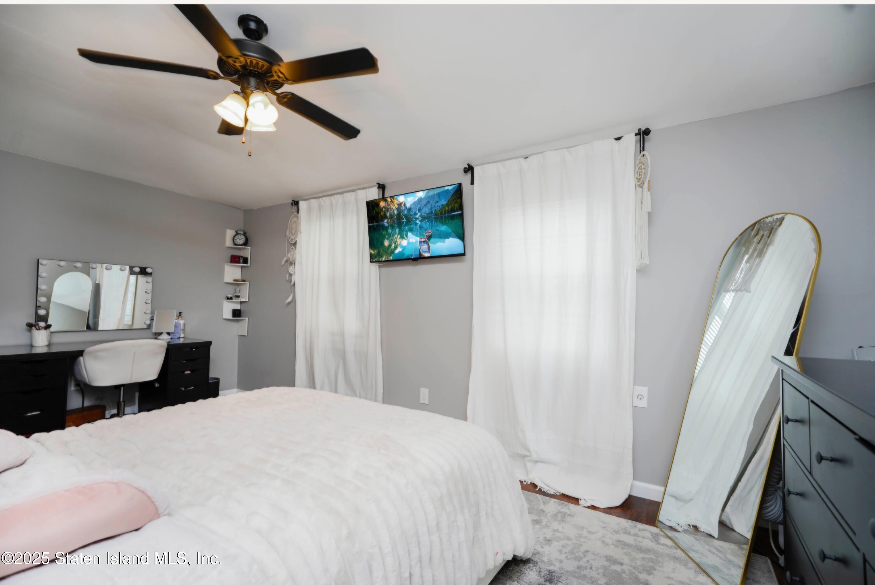 83 Lisa Lane, Staten Island, New York image 30