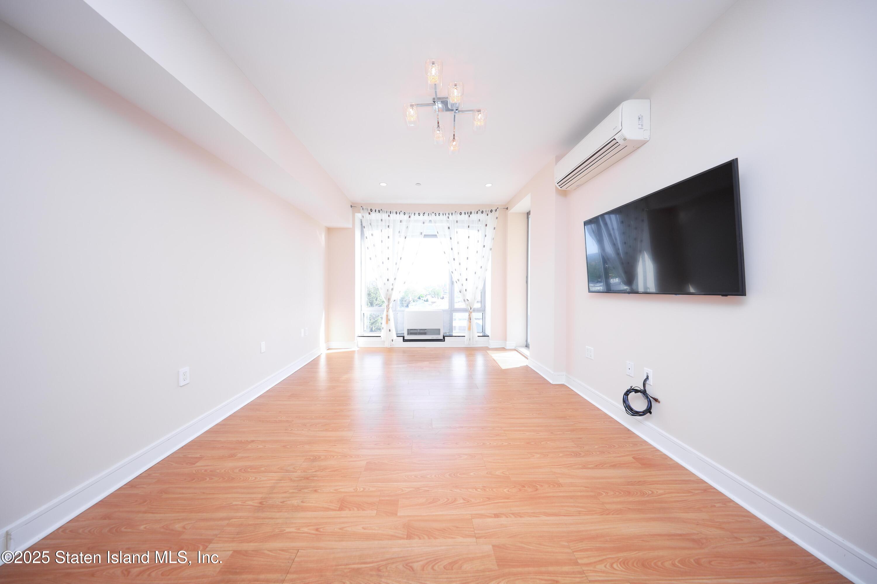71 Village Road #5A, Brooklyn, New York image 8