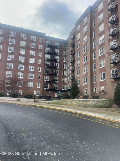 Photo of 350 Richmond Terrace #4e, Staten Island, NY 10301 (MLS # 2500174)