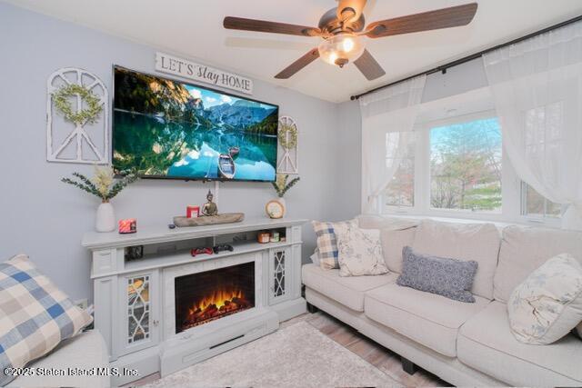 31 Giacomo Lane, Staten Island, New York image 5