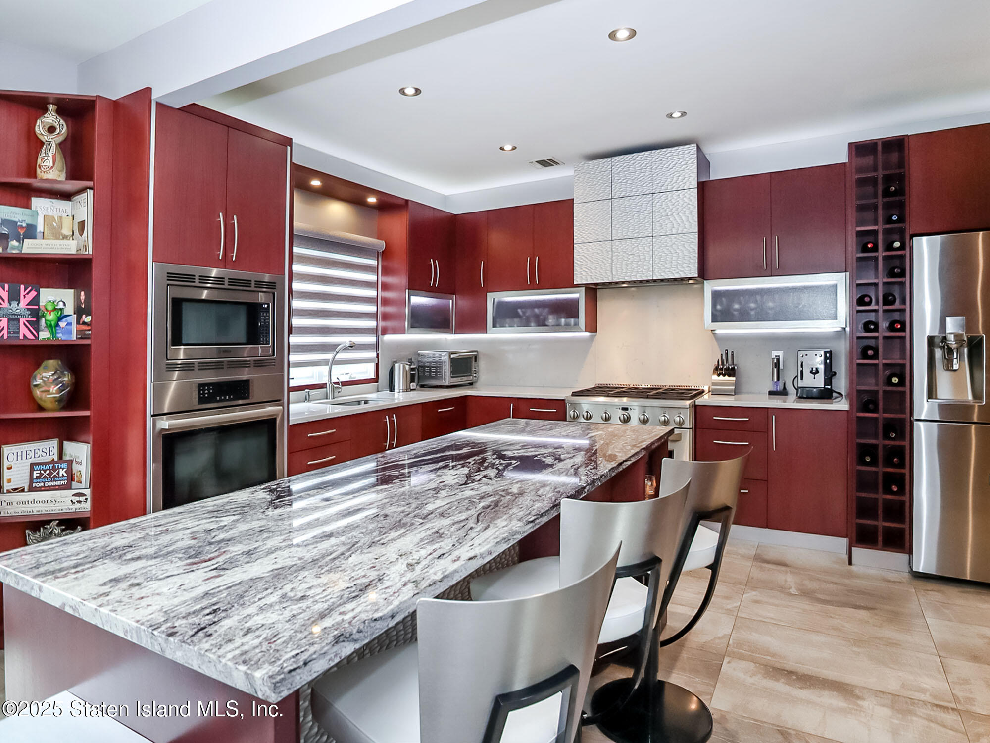 166 Pinewood Avenue, Staten Island, New York image 9