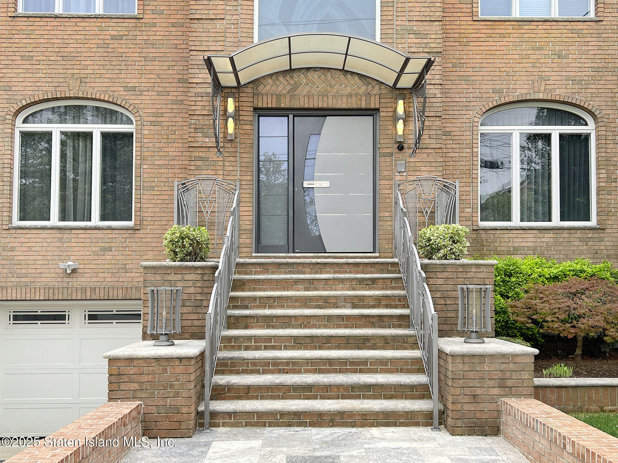166 Pinewood Avenue, Staten Island, New York image 2