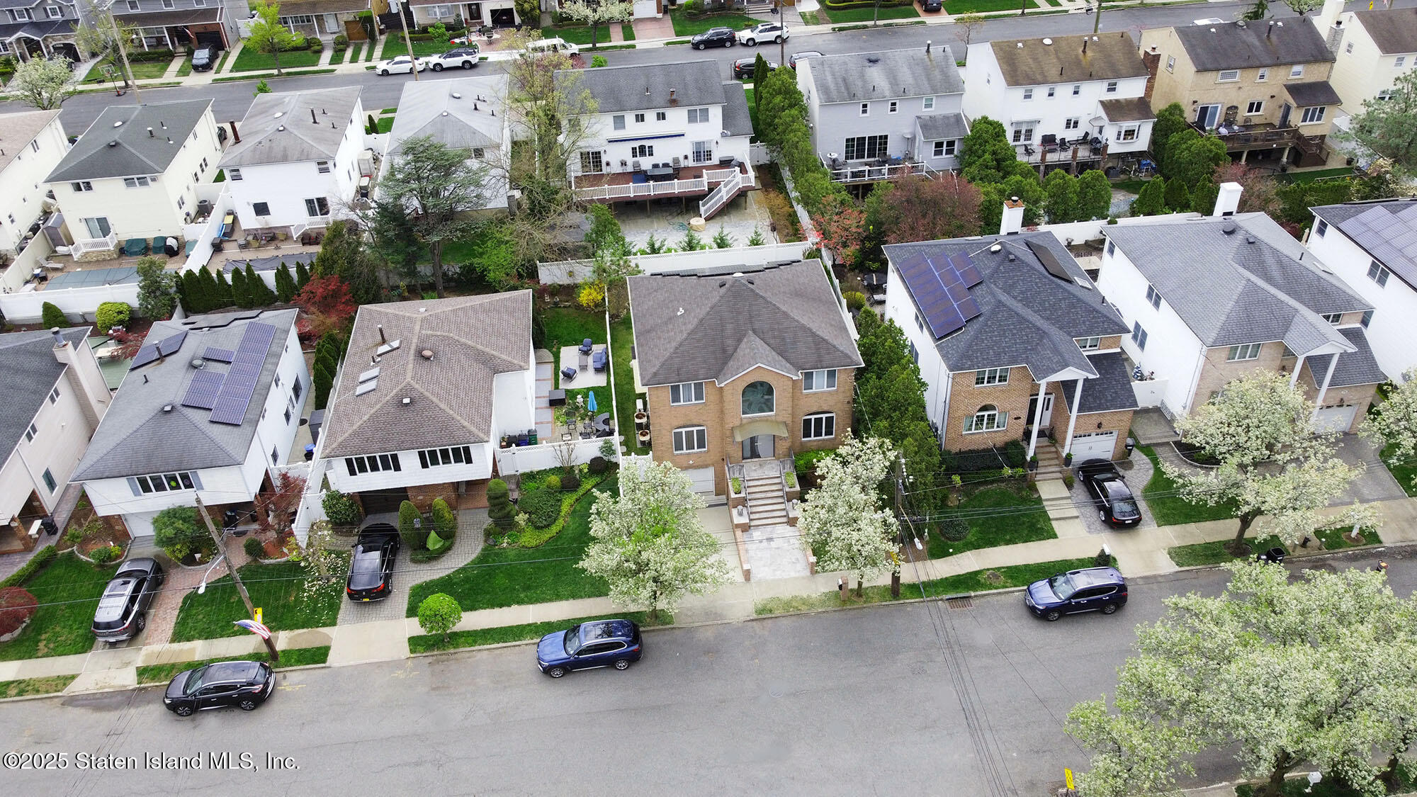 166 Pinewood Avenue, Staten Island, New York image 26