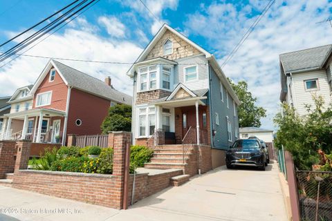 Photo of 106 Mersereau Avenue, Staten Island, NY 10303 (MLS # 2504301)