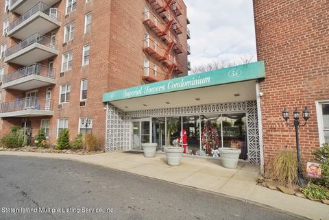 Photo of 55 Austin Place #4l, Staten Island, NY 10304 (MLS # 2400088)