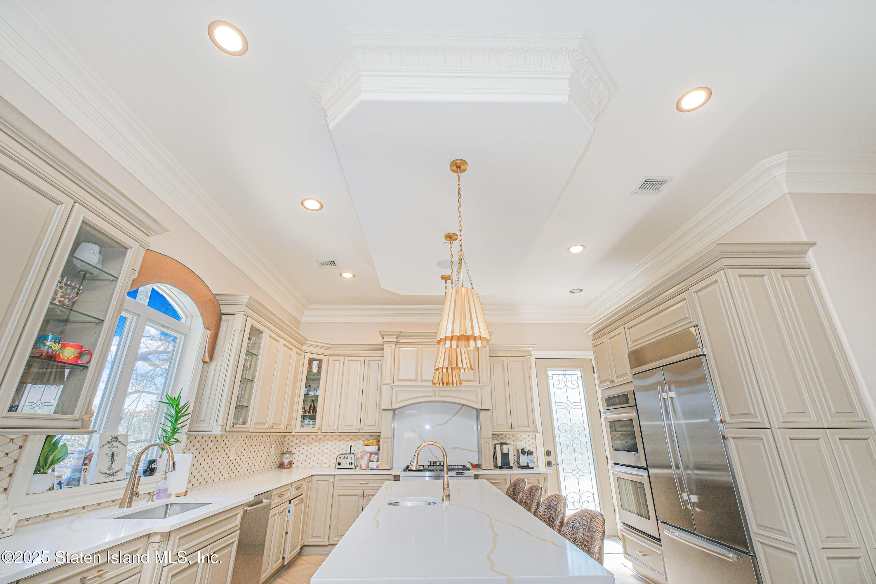 563 Todt Hill Road, Staten Island, New York image 33