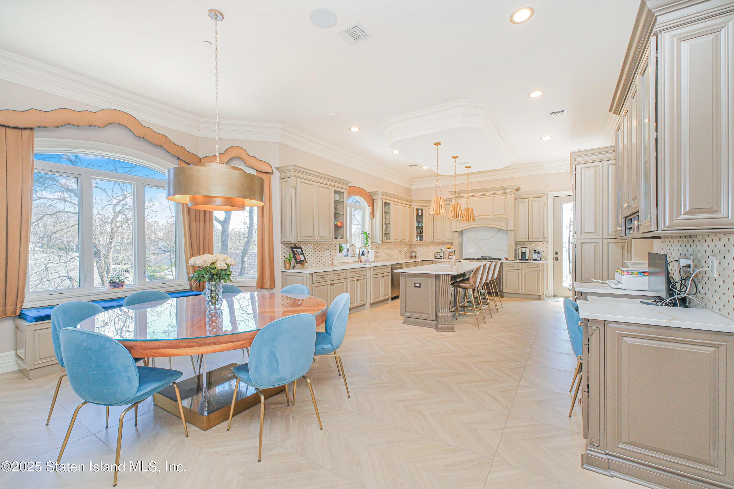 563 Todt Hill Road, Staten Island, New York image 26