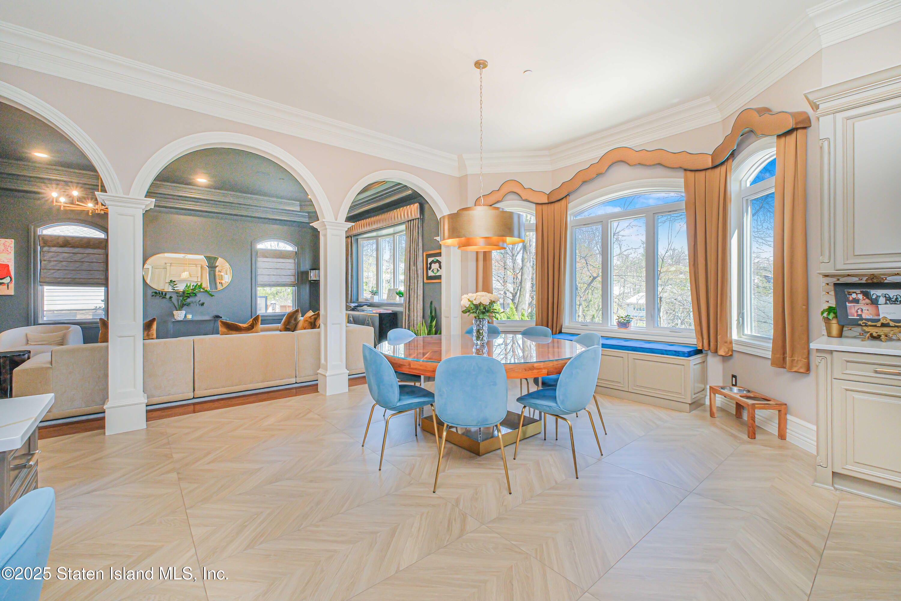 563 Todt Hill Road, Staten Island, New York image 25