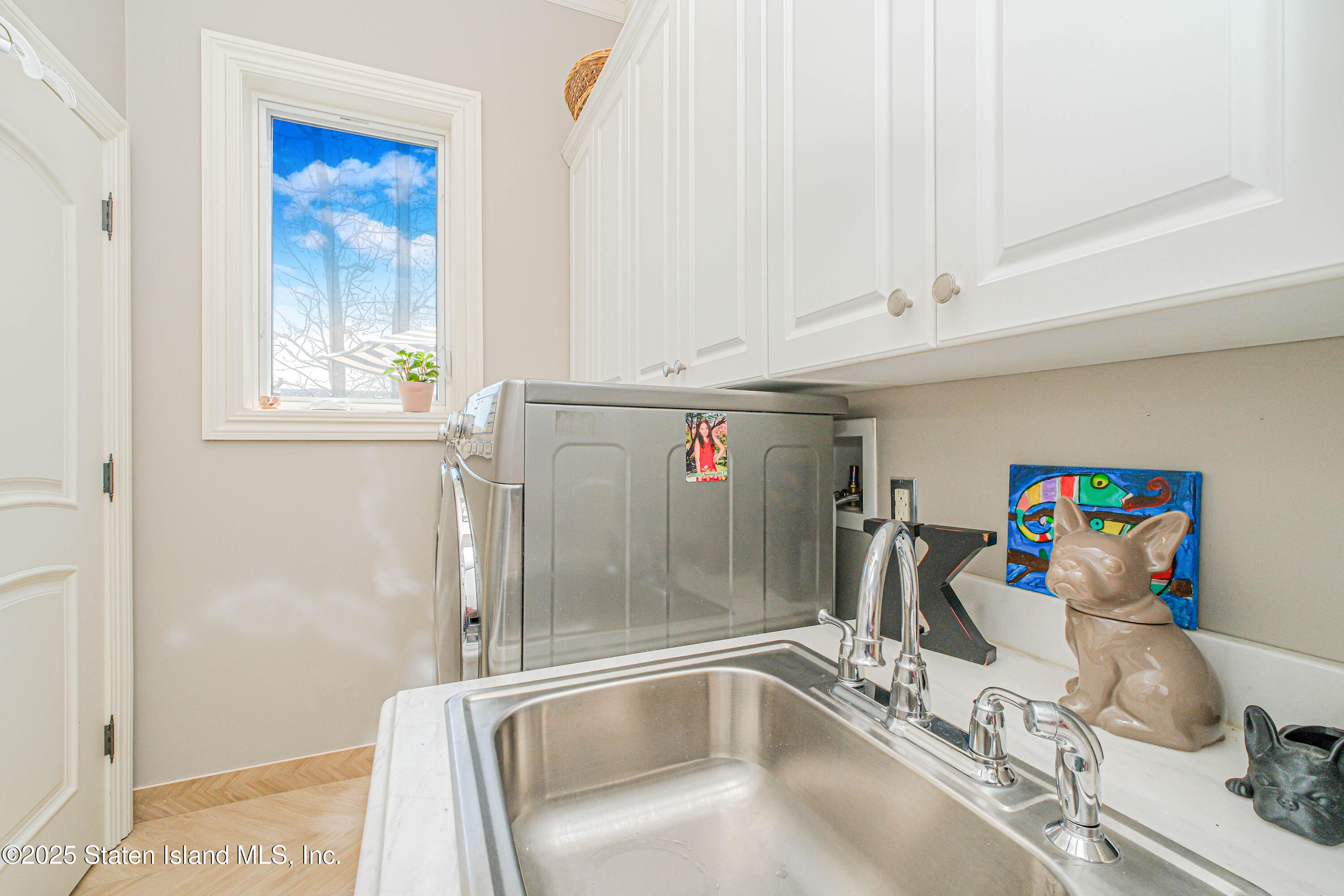 563 Todt Hill Road, Staten Island, New York image 39