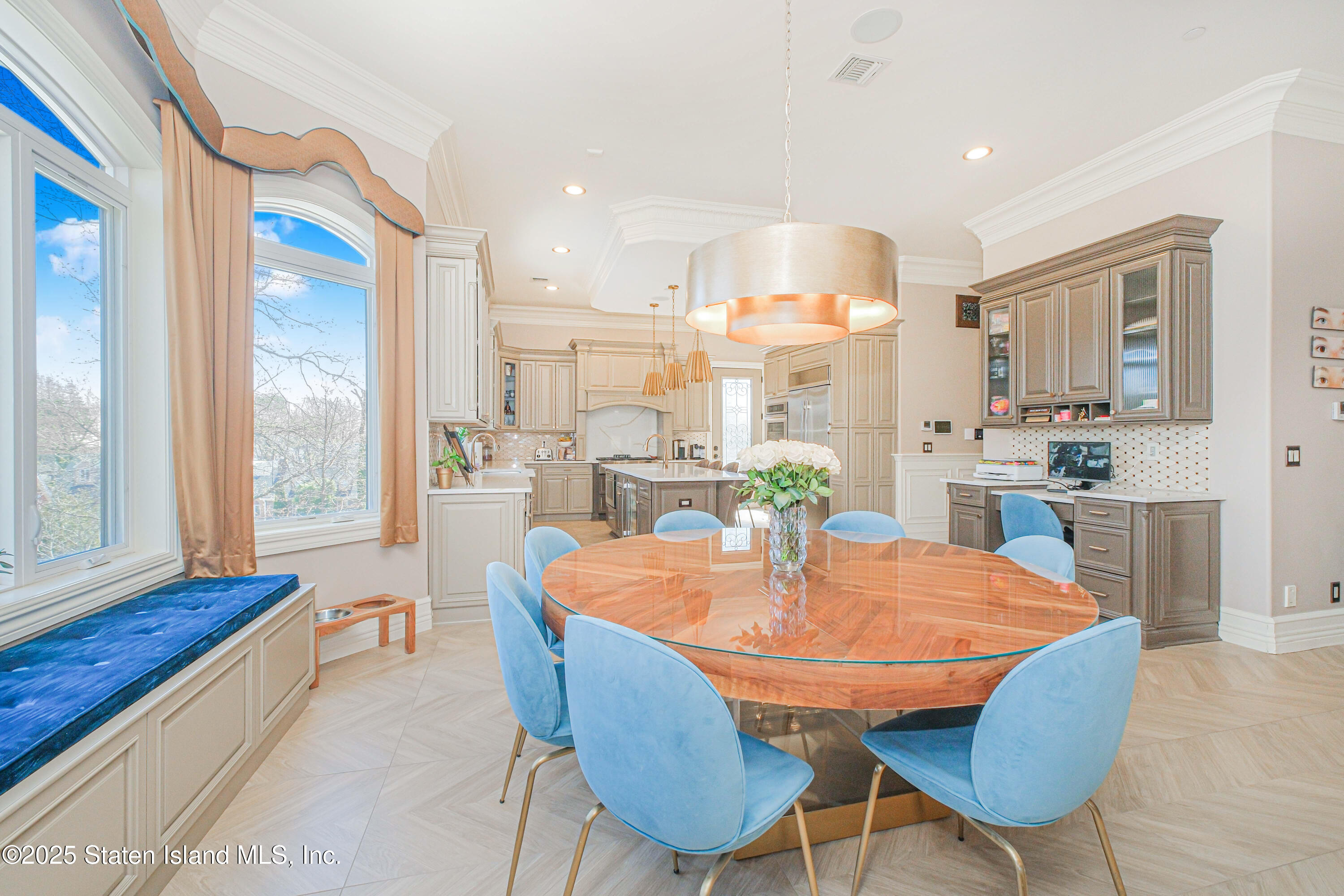 563 Todt Hill Road, Staten Island, New York image 28
