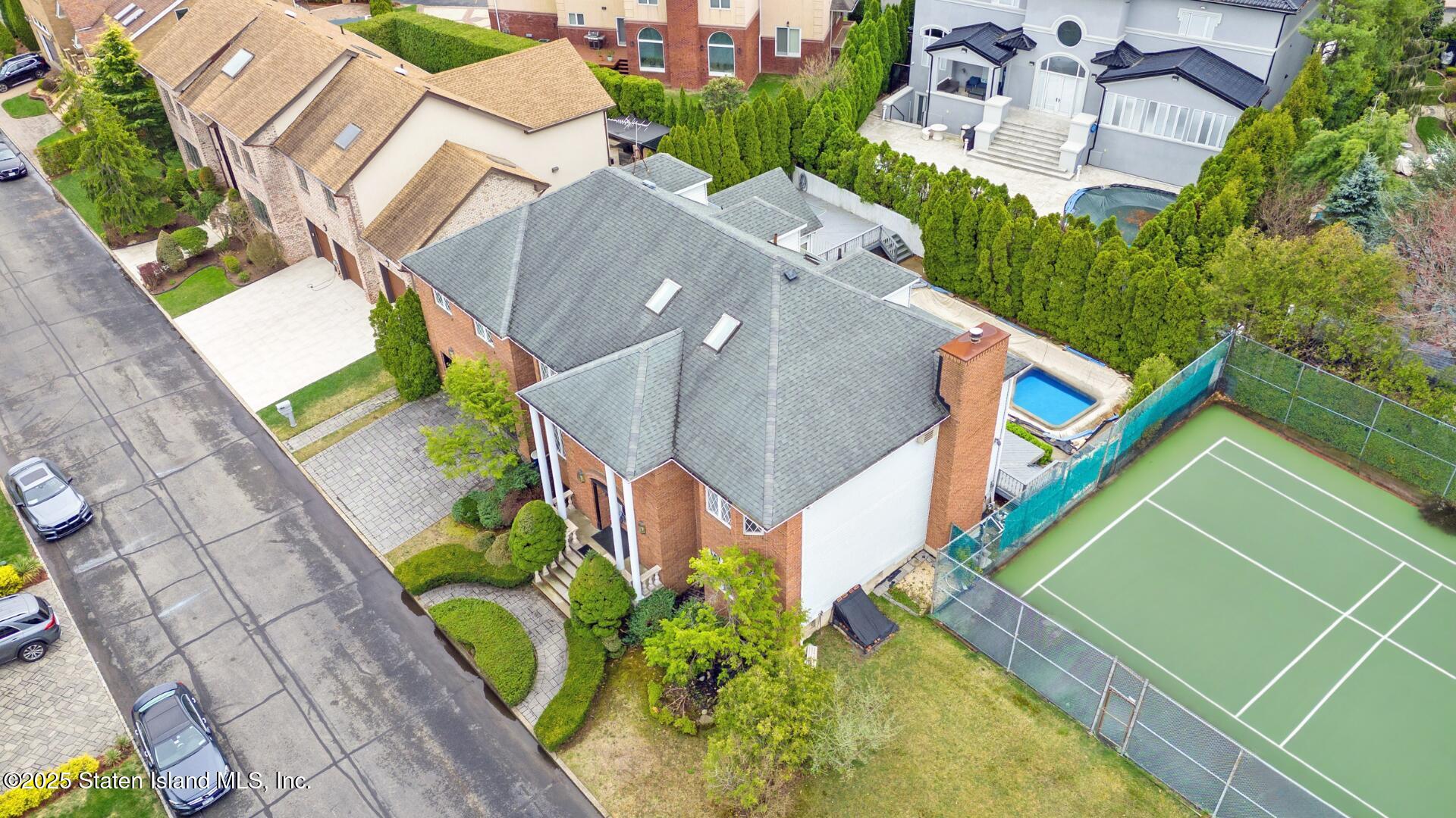 16 Nicolosi Loop, Staten Island, New York image 4