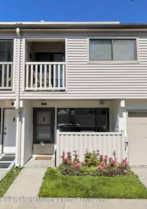 Photo of 179 Winding Woods Loop, Staten Island, NY 10307 (MLS # 1158319)
