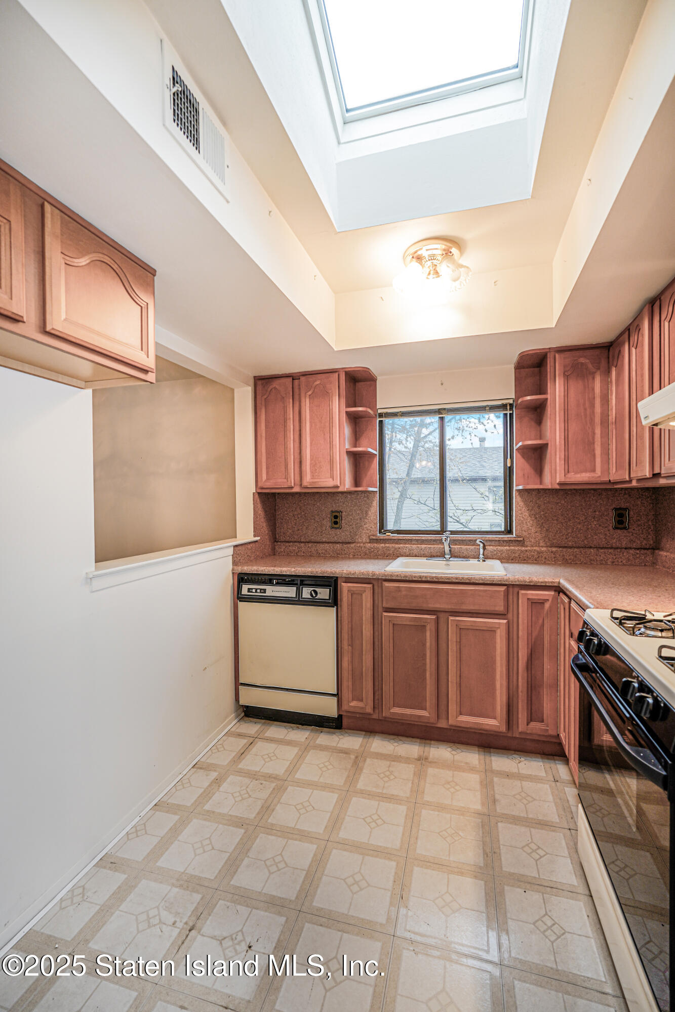 254 Katan Avenue #B, Staten Island, New York image 16