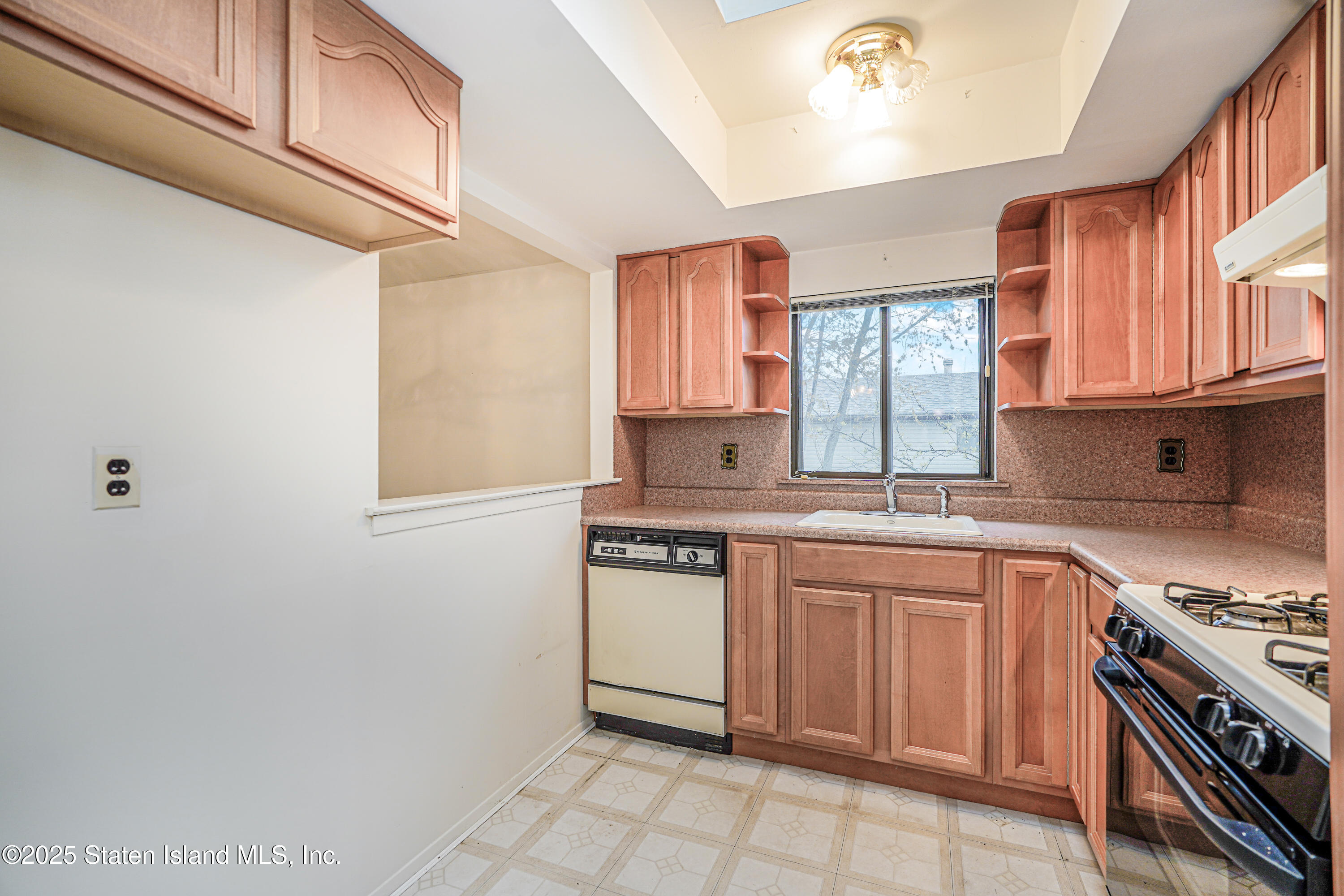 254 Katan Avenue #B, Staten Island, New York image 14