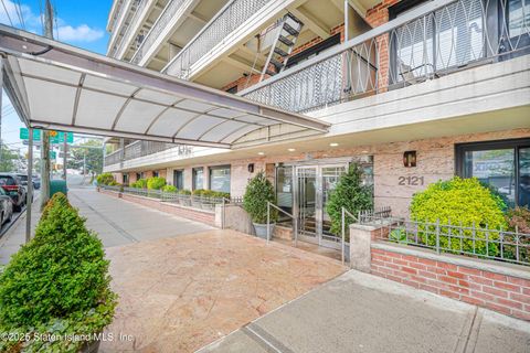 Photo of 2121 Shore Parkway #2p, Brooklyn, NY 11214 (MLS # 2502558)