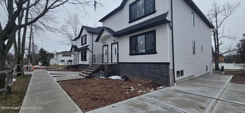 Photo of 156 Parkwood Avenue, Staten Island, NY 10309 (MLS # 2603113)