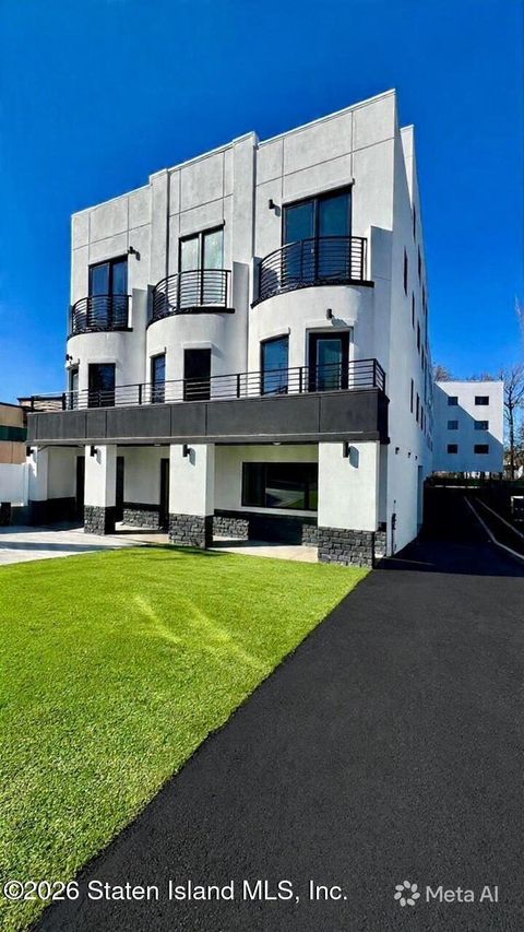 Photo of 3865 Amboy Road #3b, Staten Island, NY 10308 (MLS # 2602377)