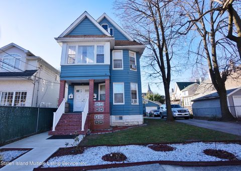 Photo of 70 New Street, Staten Island, NY 10302 (MLS # 1159664)