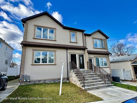 Photo of 88 Fillmore Avenue #1, Staten Island, NY 10314 (MLS # 2400017)