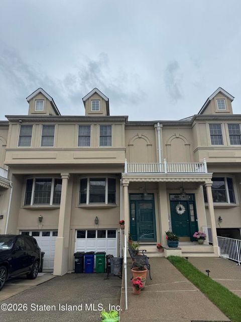 Photo of 26 Cobblers Lane, Staten Island, NY 10304 (MLS # 2602861)