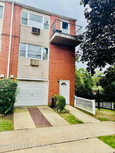 Photo of 20 Francine Court #A, Staten Island, NY 10306 (MLS # 2504880)
