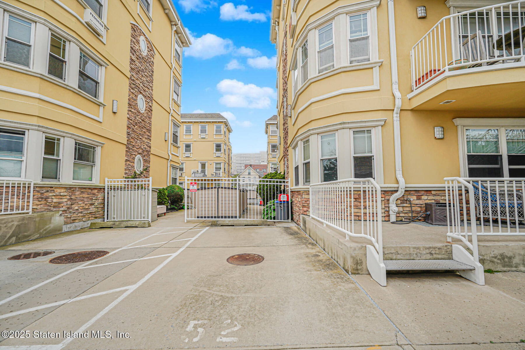 175 Beach 100th Street #8A, Queens, New York image 7