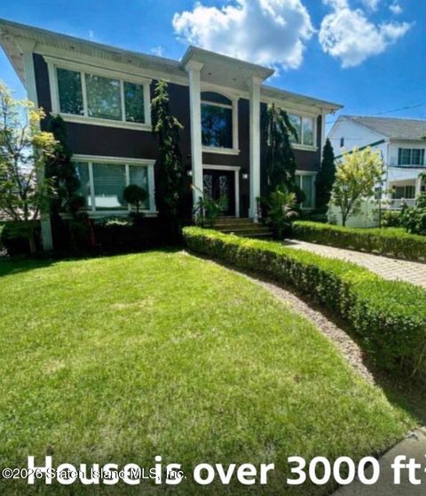 Photo of 66 Pleasant Plains Avenue, Staten Island, NY 10309 (MLS # 2601764)