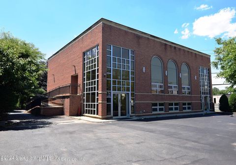 Photo of 4024 Amboy Road, Staten Island, NY 10308 (MLS # 2403631)