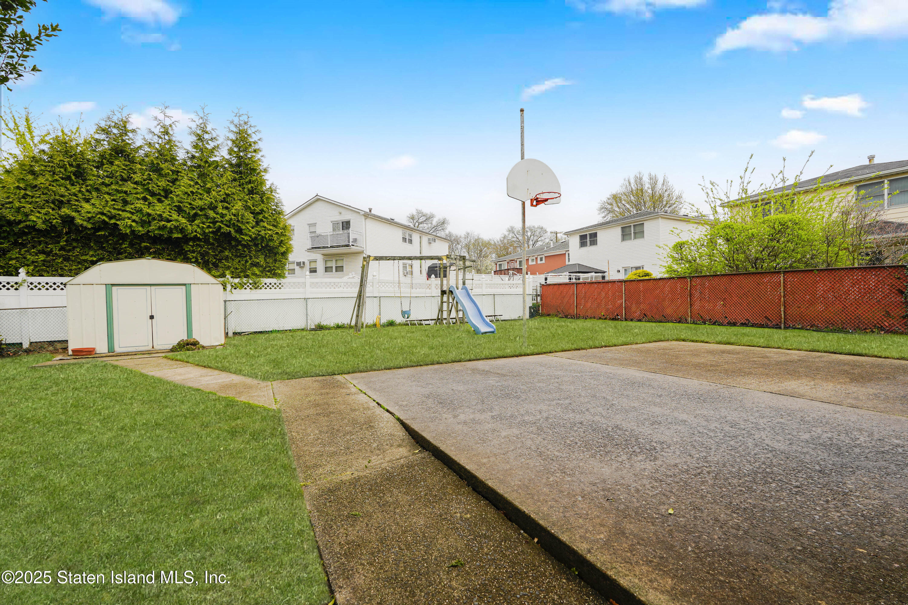 531 Jewett Avenue, Staten Island, New York image 8