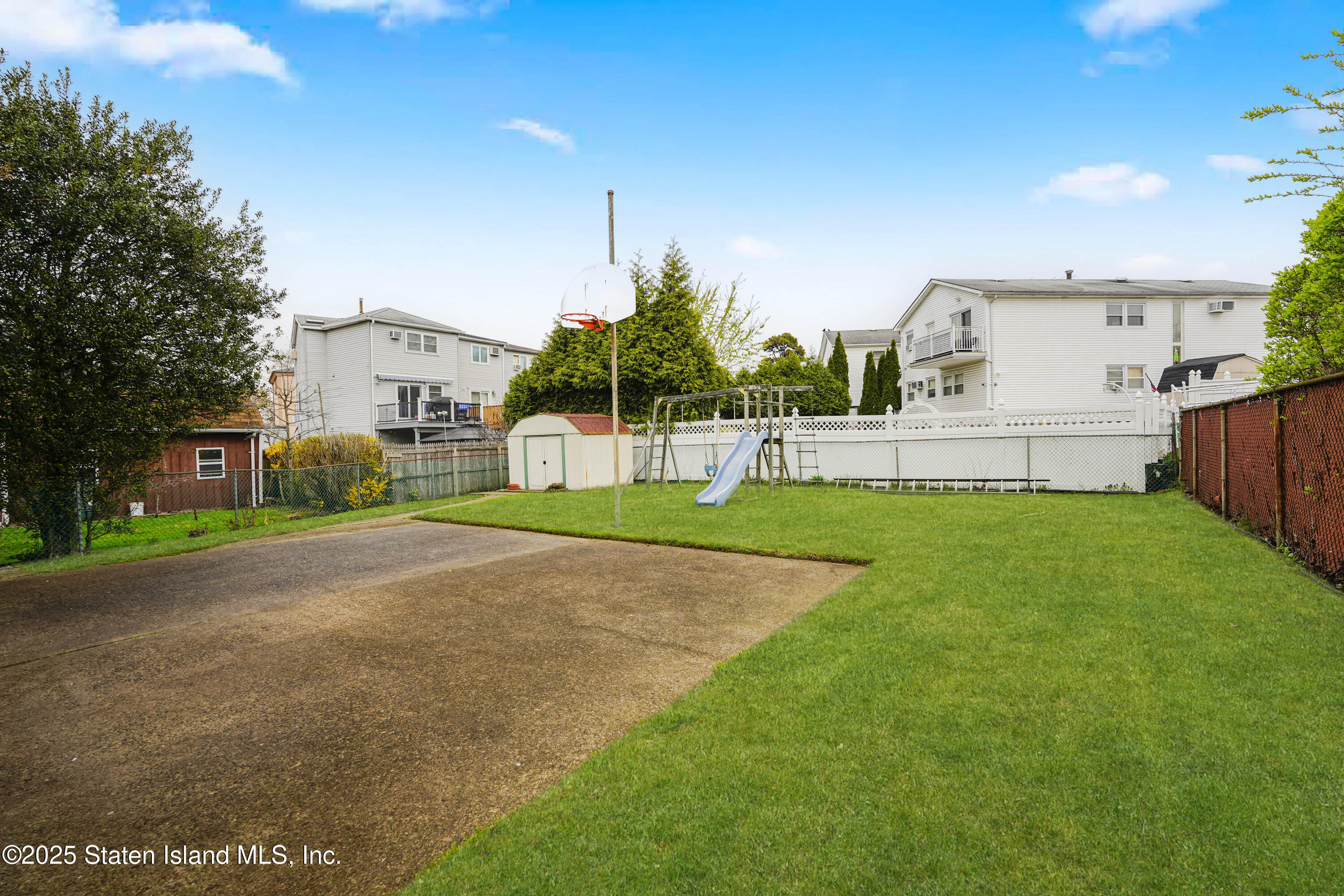 531 Jewett Avenue, Staten Island, New York image 7