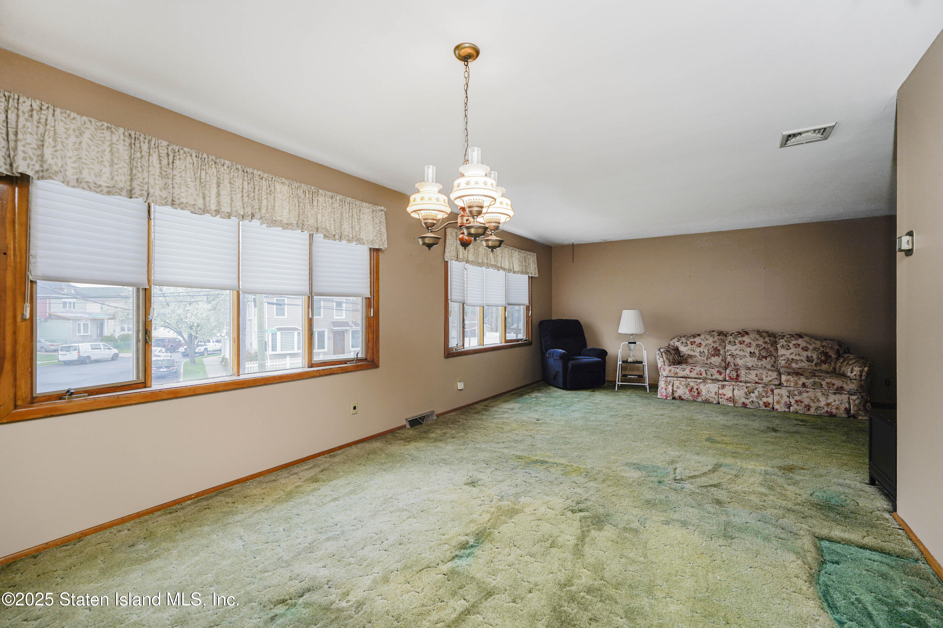 531 Jewett Avenue, Staten Island, New York image 15