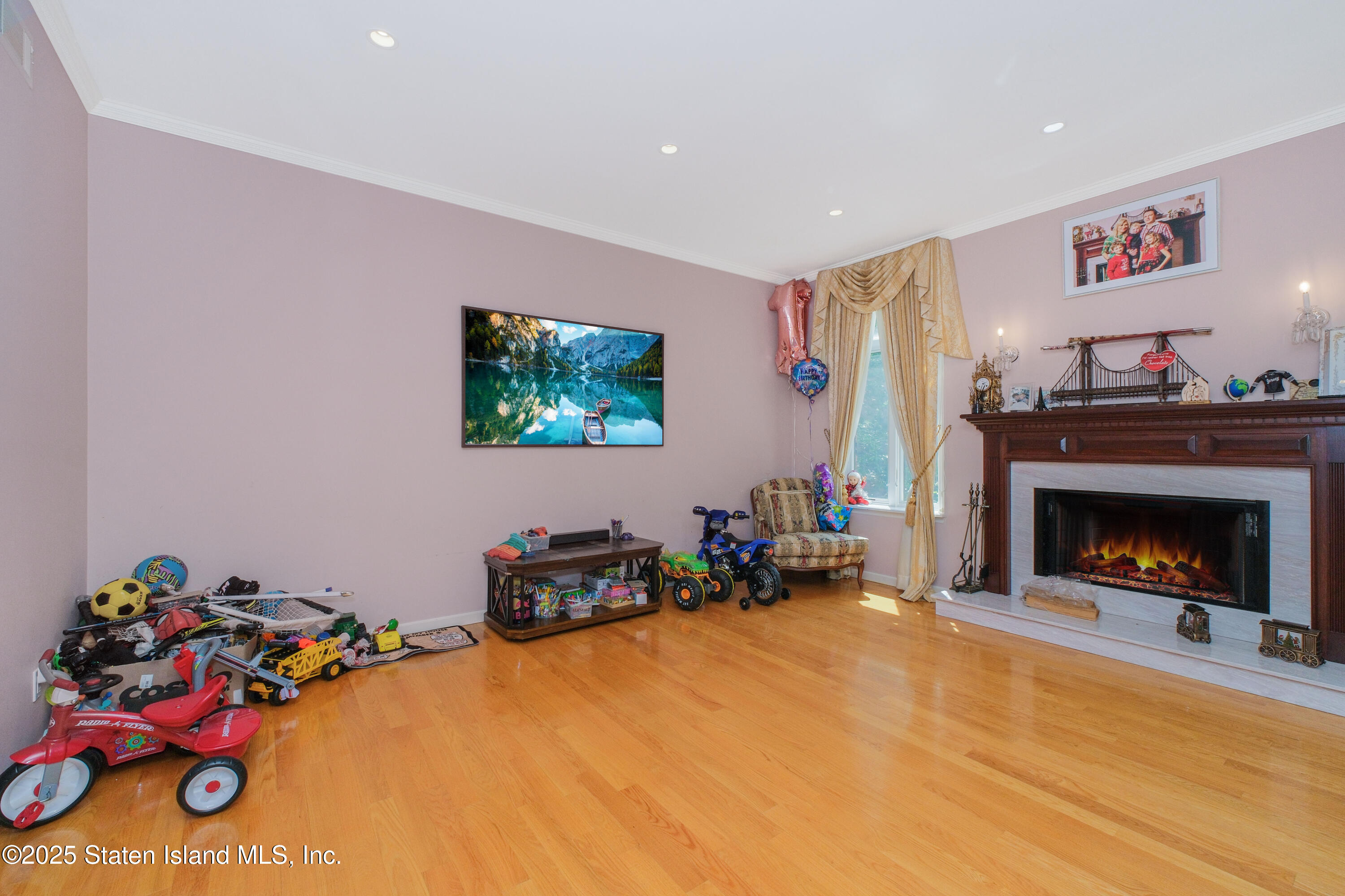 146 Ardsley Street, Staten Island, New York image 12