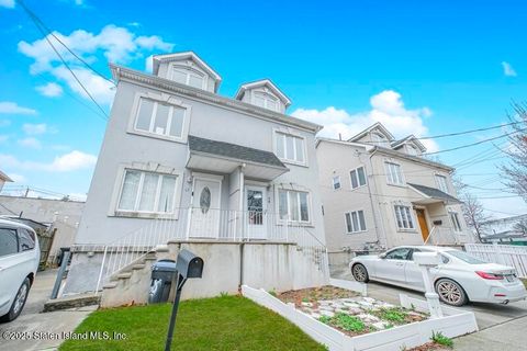 Photo of 70 Area Place, Staten Island, NY 10314 (MLS # 2501889)