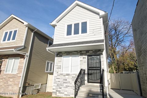 Photo of 49 Pine Street, Staten Island, NY 10301 (MLS # 2406574)