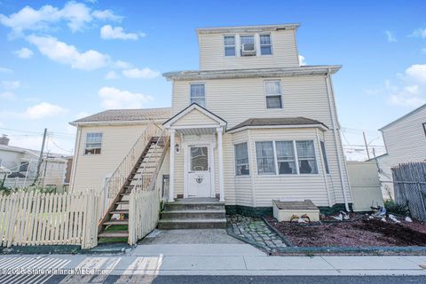 Photo of 67 Canton Court, Brooklyn, NY 11229 (MLS # 2506003)